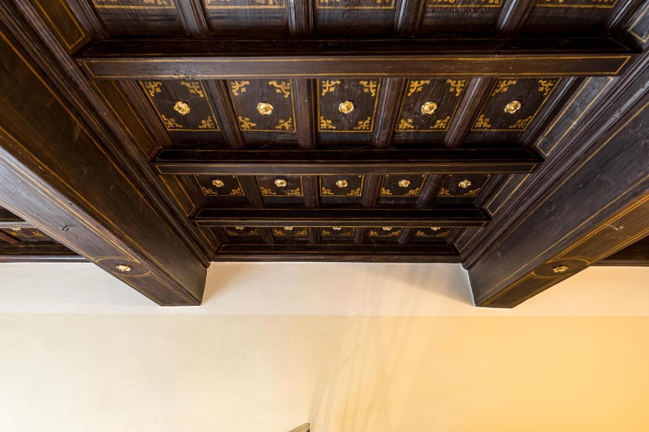 Palazzo Odescalchi Apartment Como Exterior photo