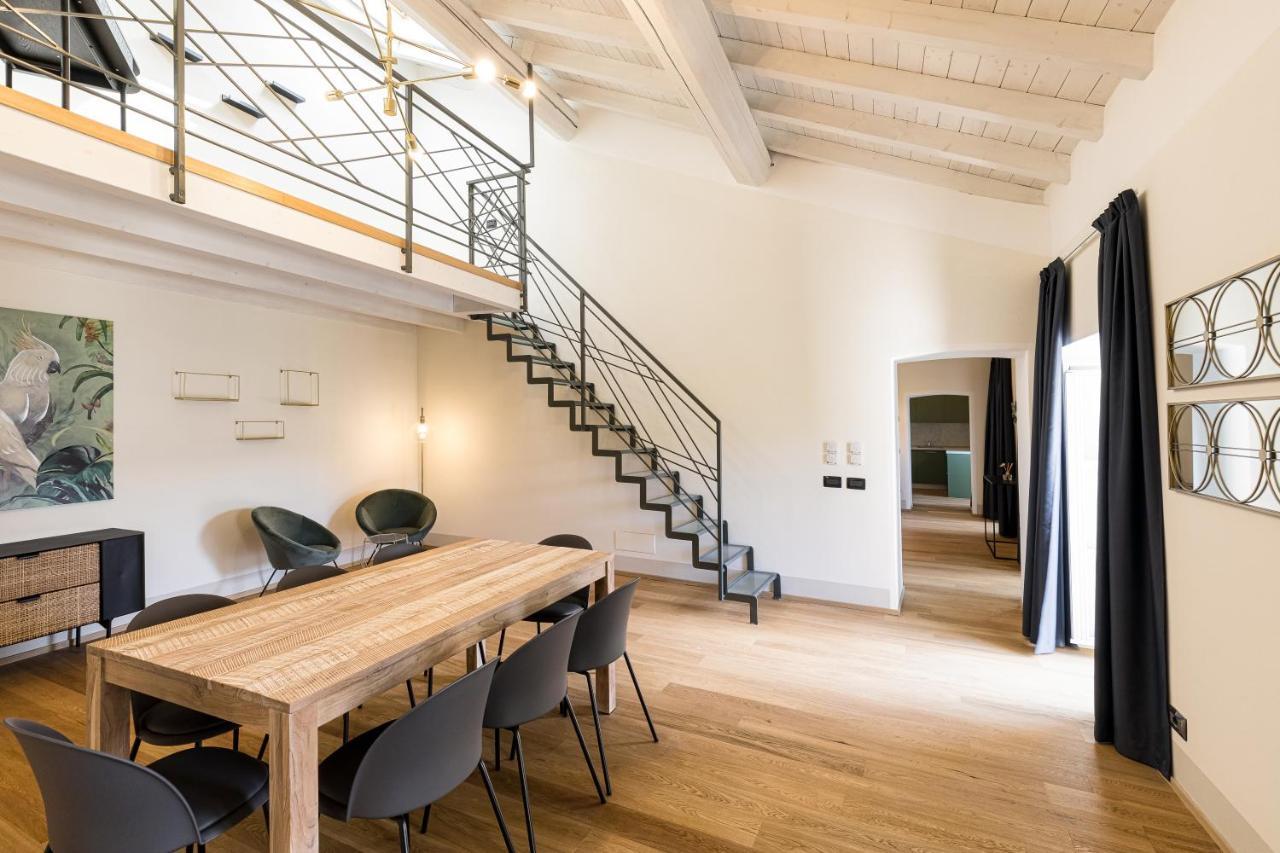 Palazzo Odescalchi Apartment Como Exterior photo