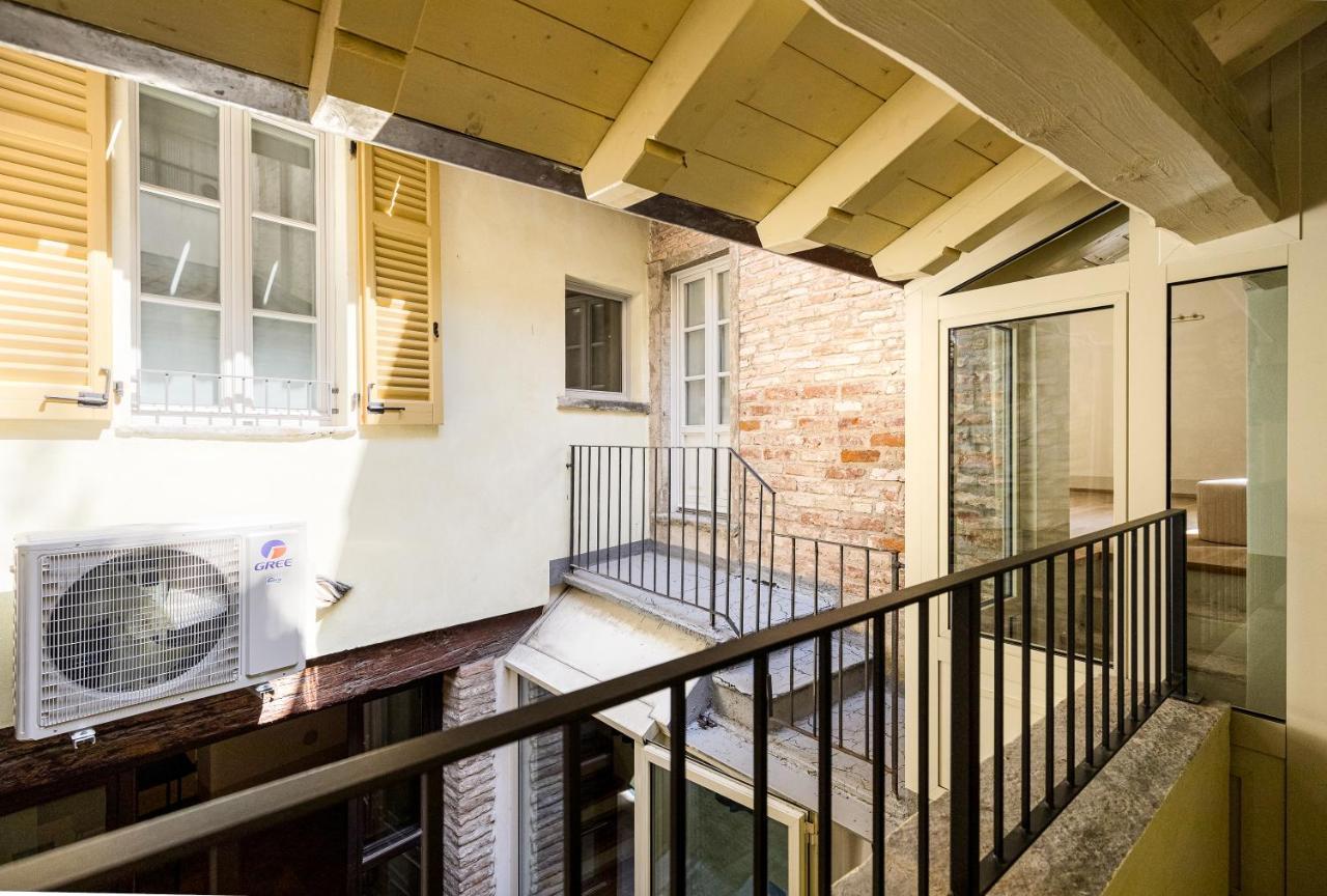Palazzo Odescalchi Apartment Como Exterior photo
