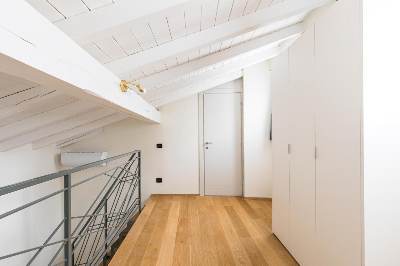 Palazzo Odescalchi Apartment Como Exterior photo