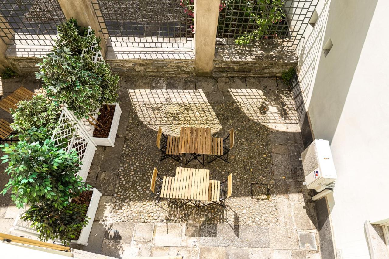 Palazzo Odescalchi Apartment Como Exterior photo